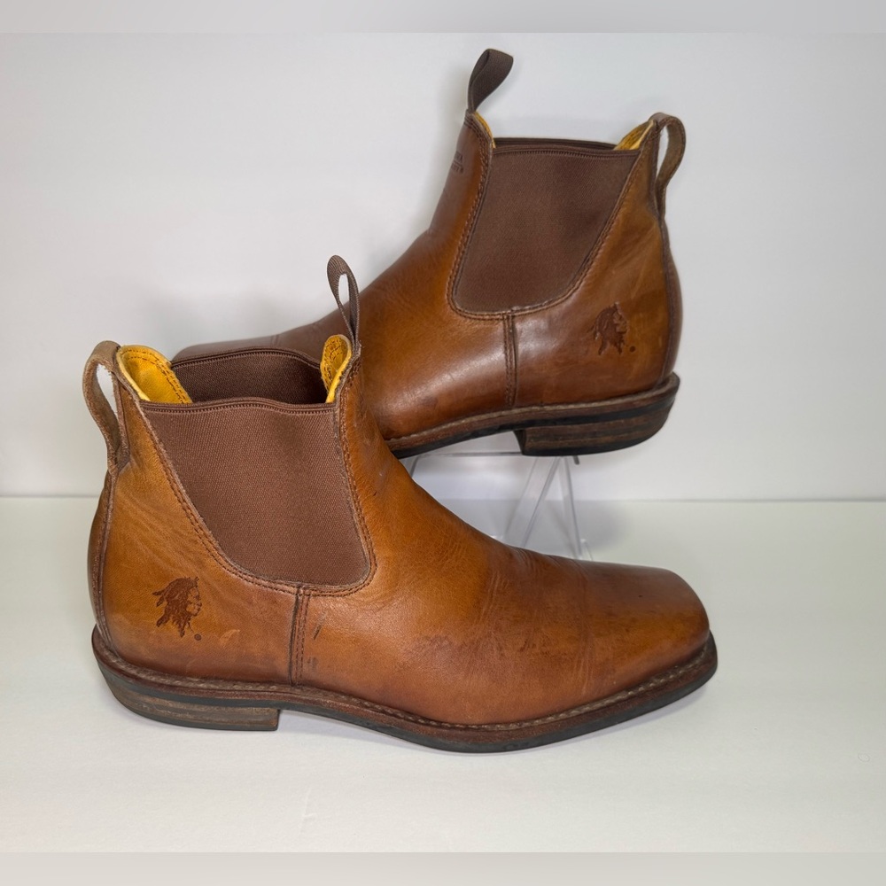 Chippewa Men’s Leather Chelsea Boots 9.5 W Brown Vibram Sole Square Toe Pull On